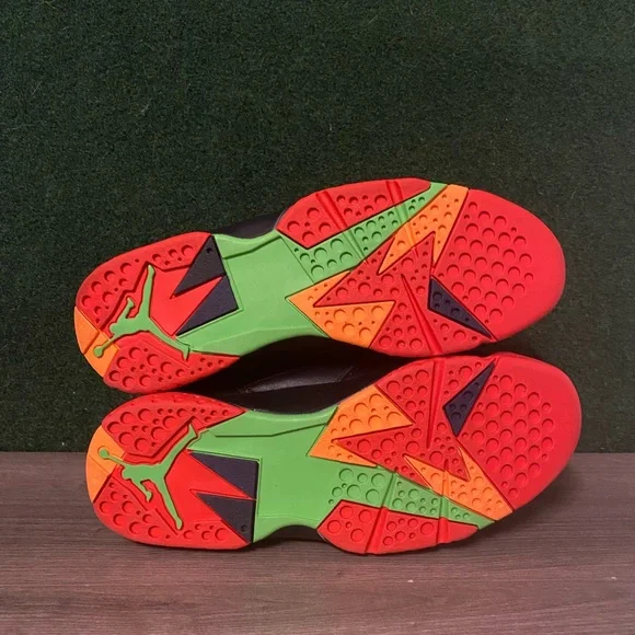 Jordan 7 Retro ‘Marvin The Martian’ Size 9 - Picture 10 of 11